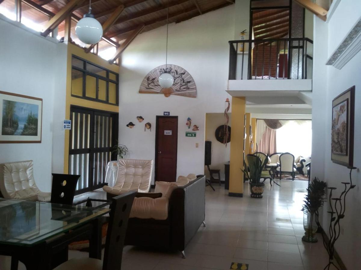 Villa Alejandra Del Quindio Calarca Bagian luar foto