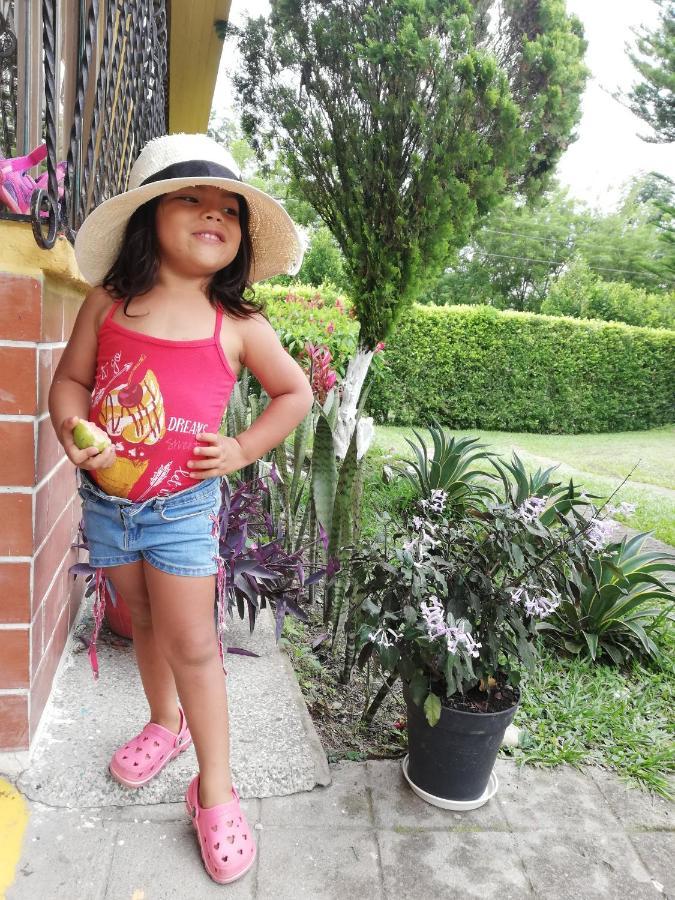 Villa Alejandra Del Quindio Calarca Bagian luar foto