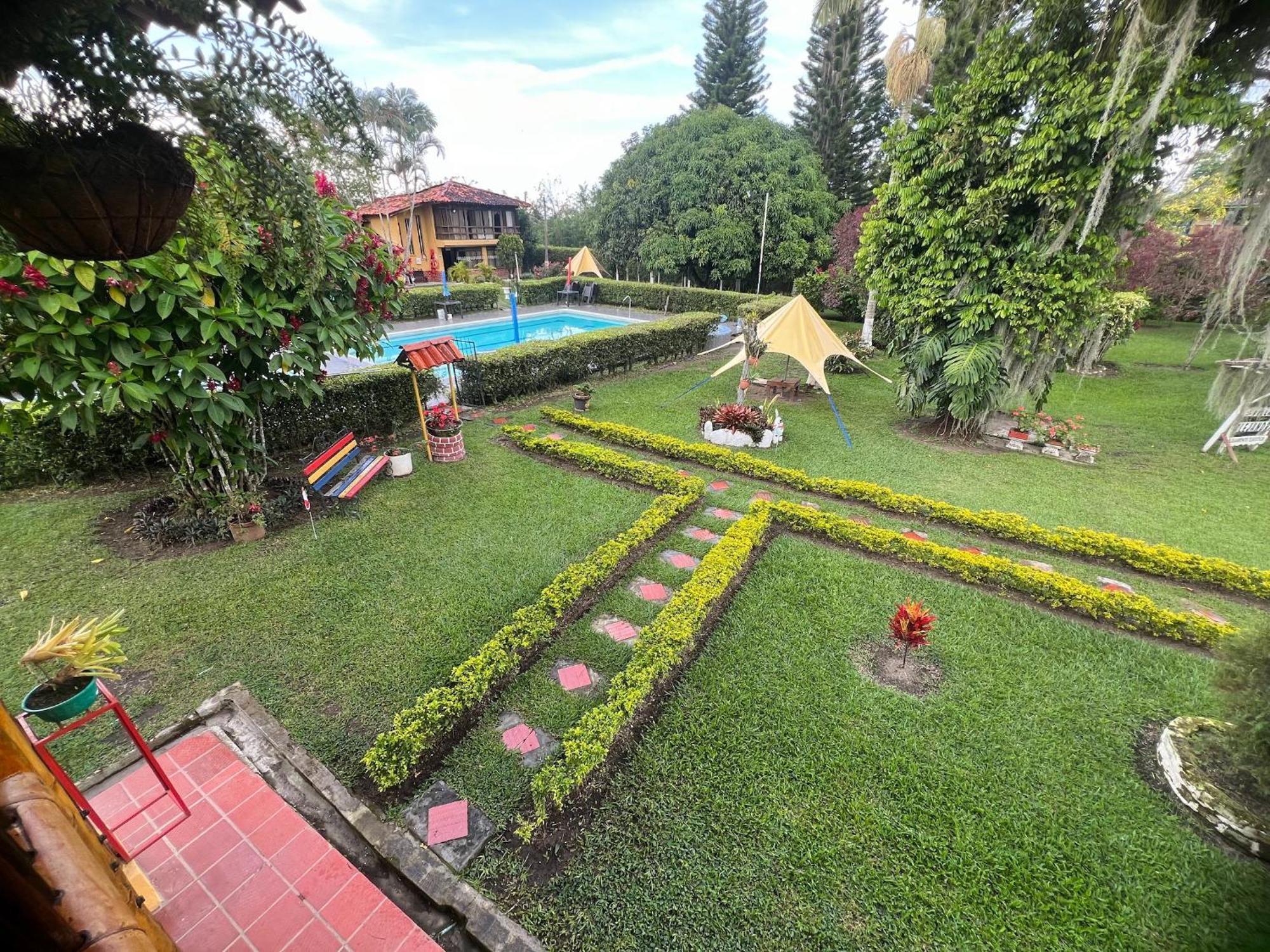 Villa Alejandra Del Quindio Calarca Bagian luar foto