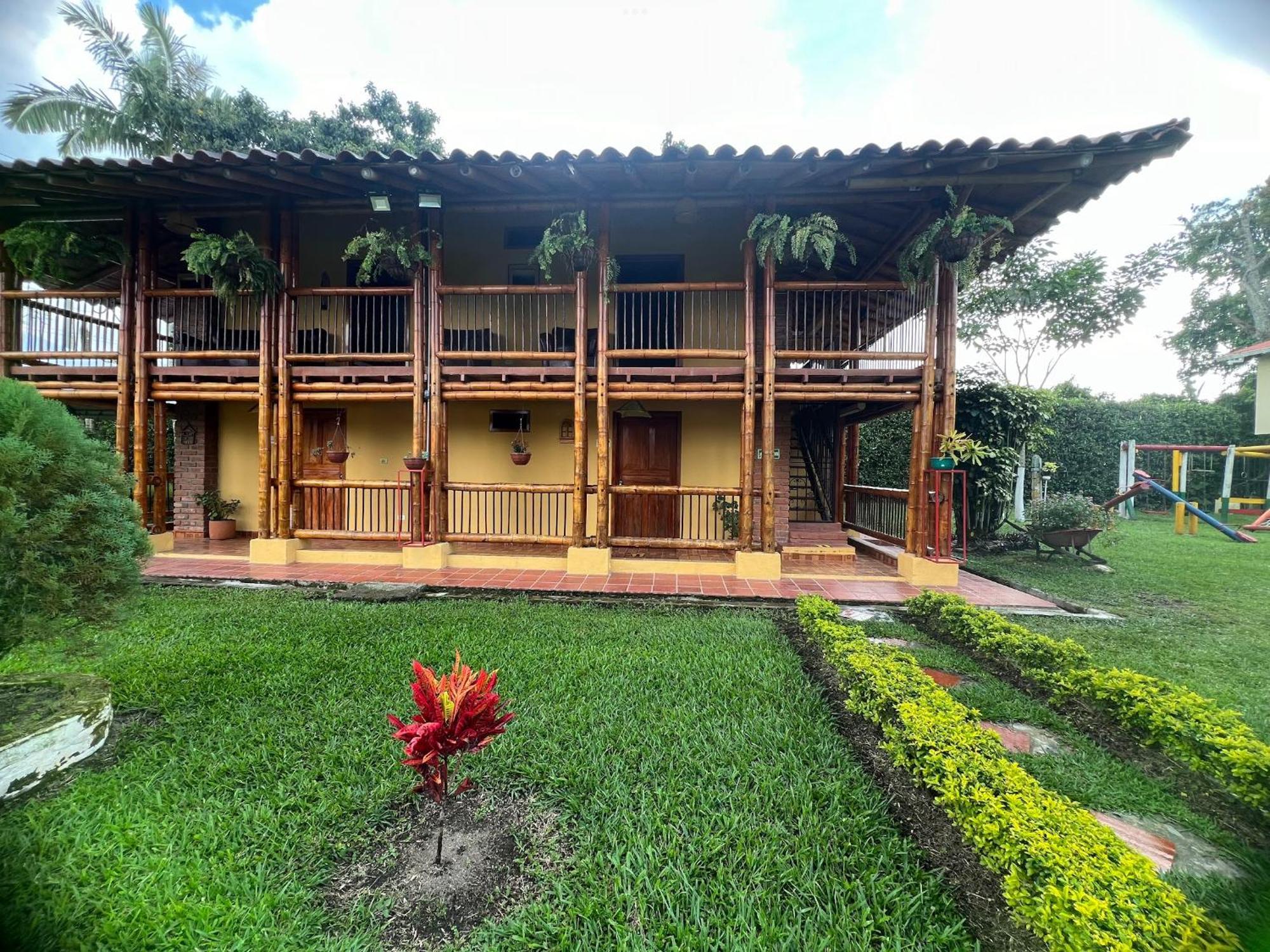 Villa Alejandra Del Quindio Calarca Bagian luar foto