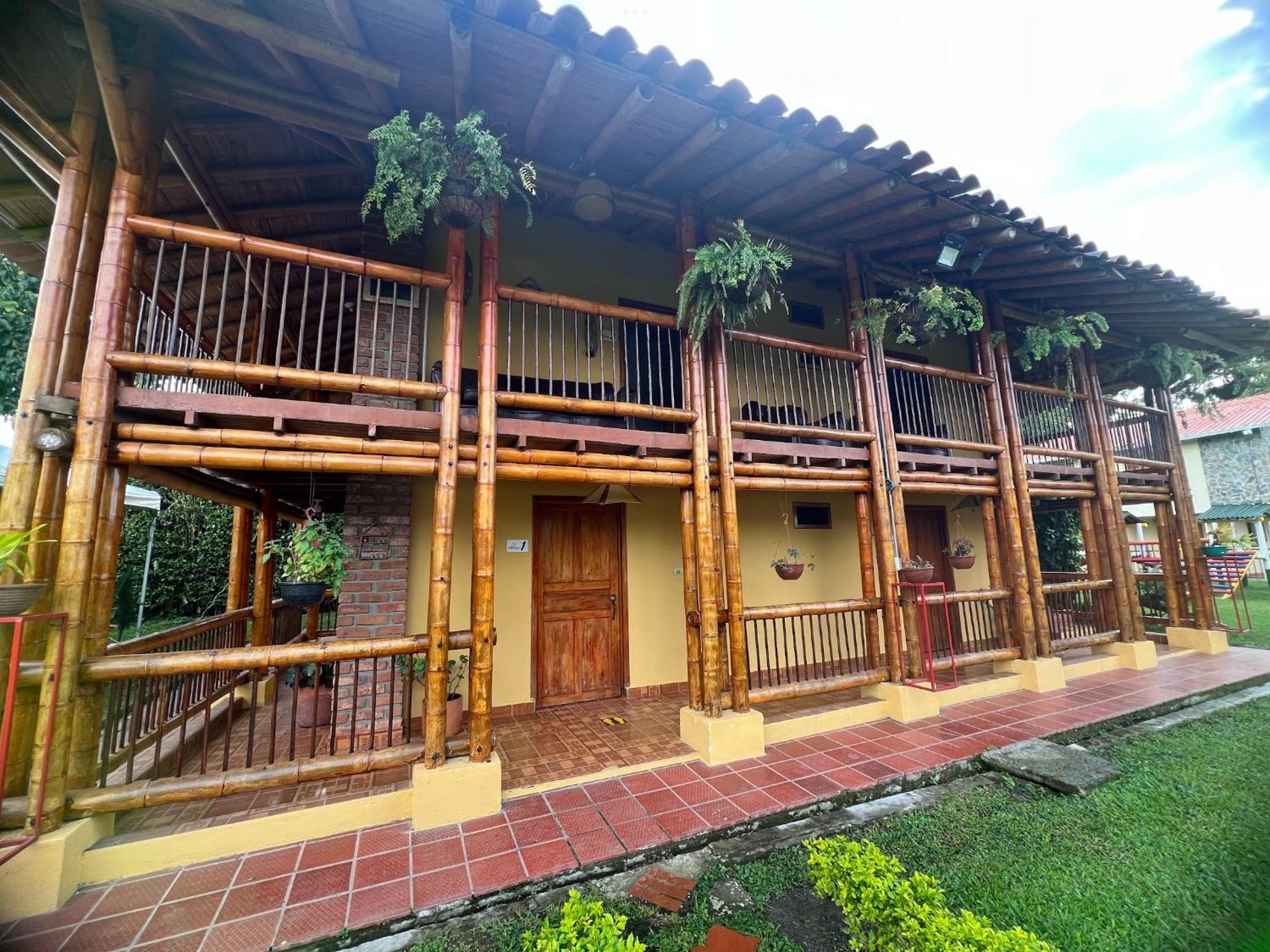 Villa Alejandra Del Quindio Calarca Bagian luar foto