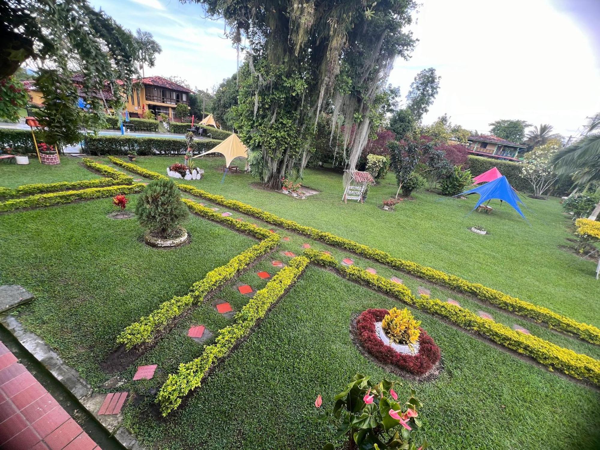 Villa Alejandra Del Quindio Calarca Bagian luar foto