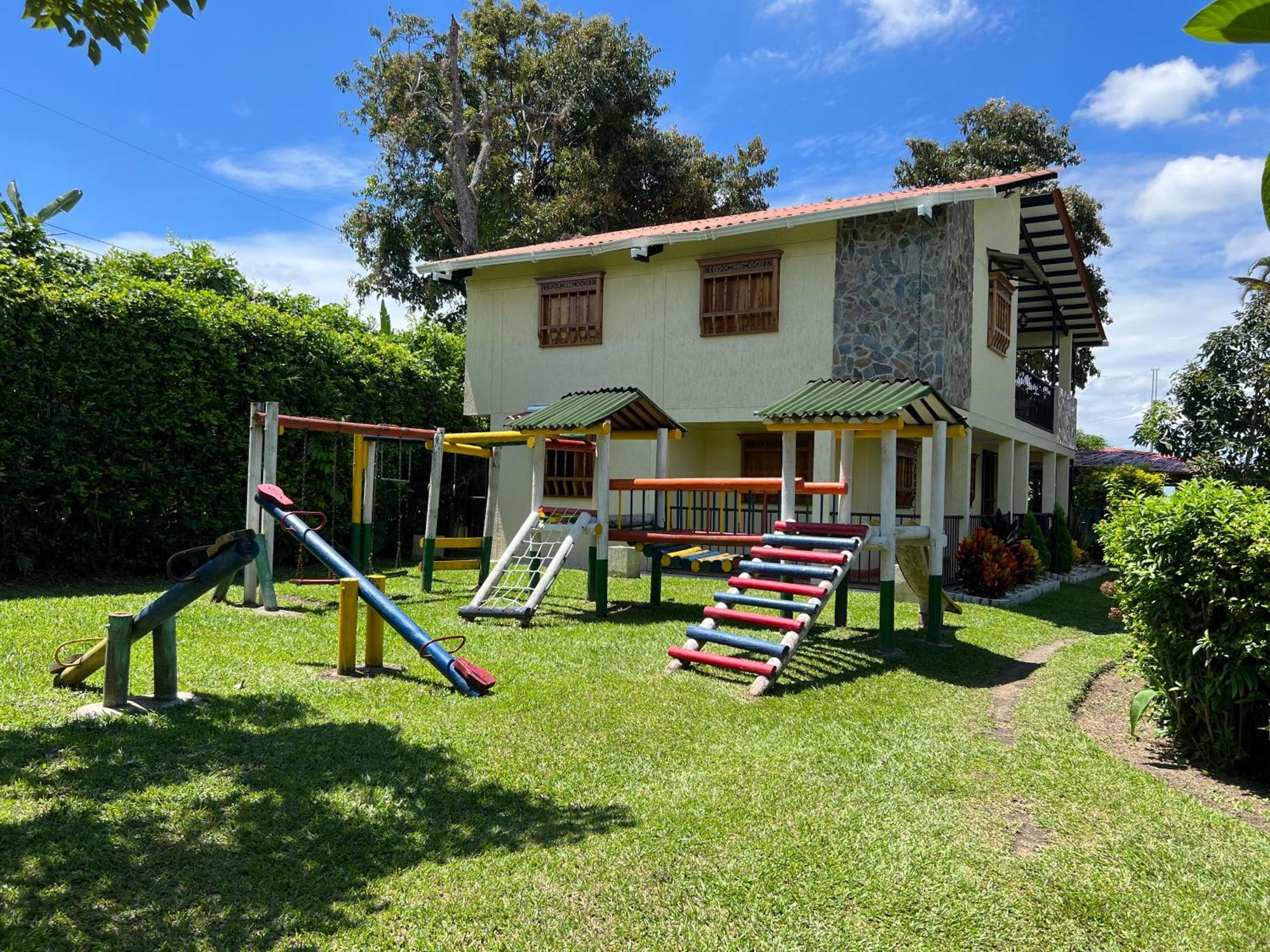 Villa Alejandra Del Quindio Calarca Bagian luar foto