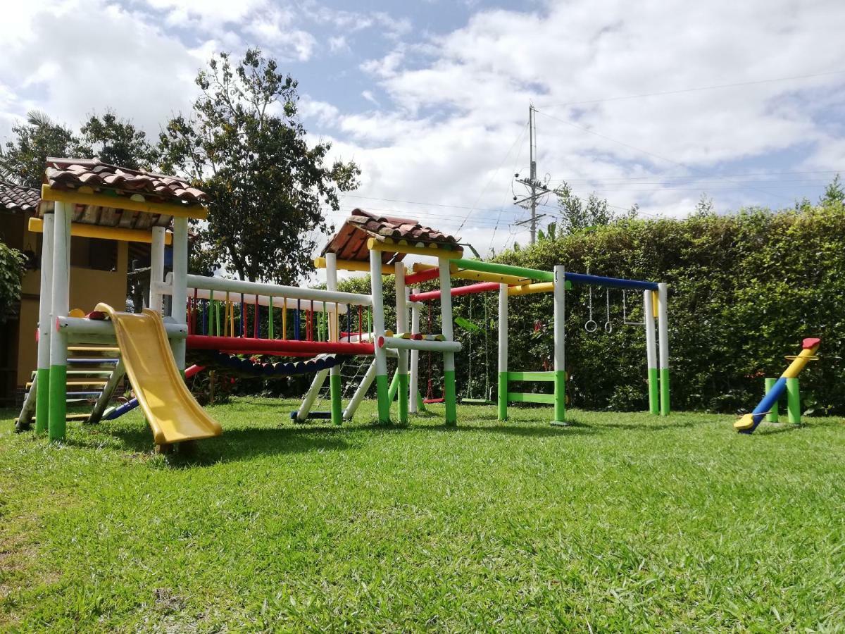 Villa Alejandra Del Quindio Calarca Bagian luar foto